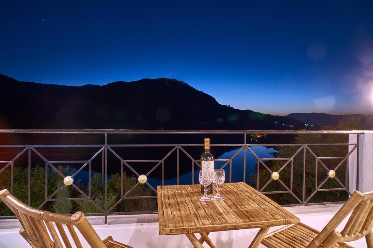 Lake View Suites Kavallos  Exterior photo
