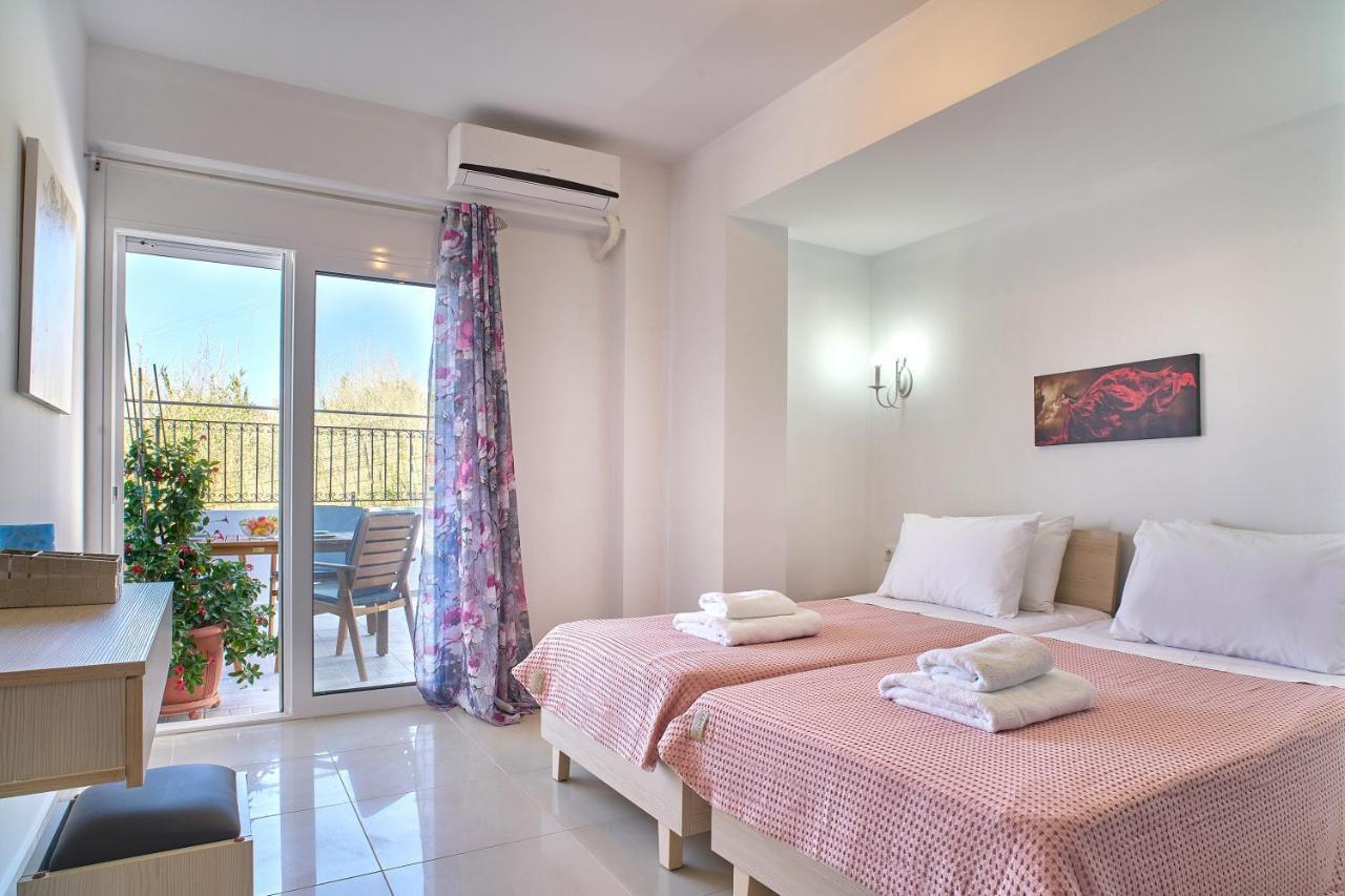 Lake View Suites Kavallos  Exterior photo
