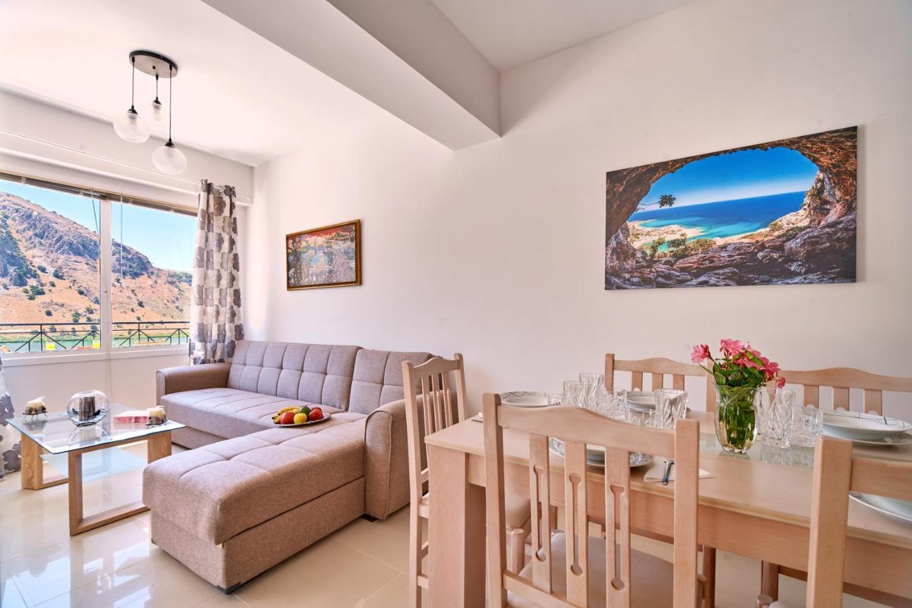 Lake View Suites Kavallos  Exterior photo