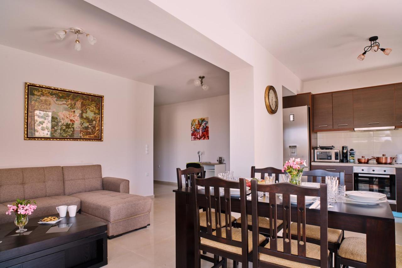 Lake View Suites Kavallos  Exterior photo