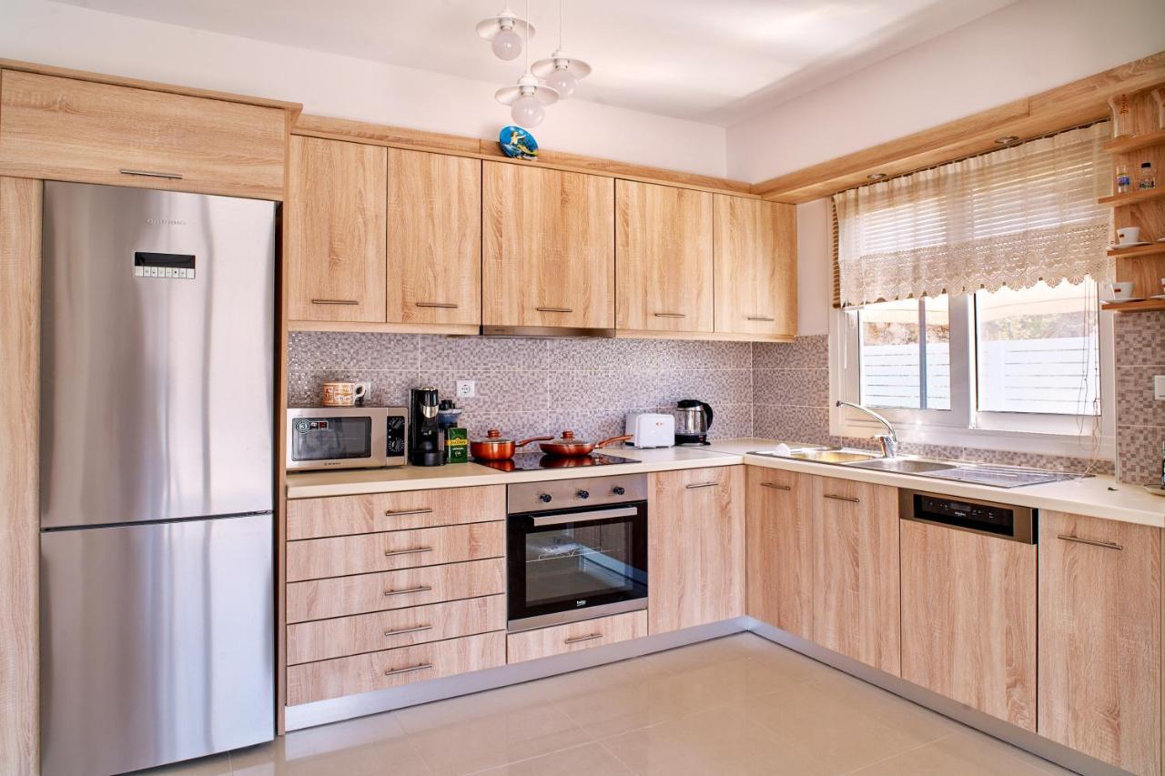 Lake View Suites Kavallos  Exterior photo