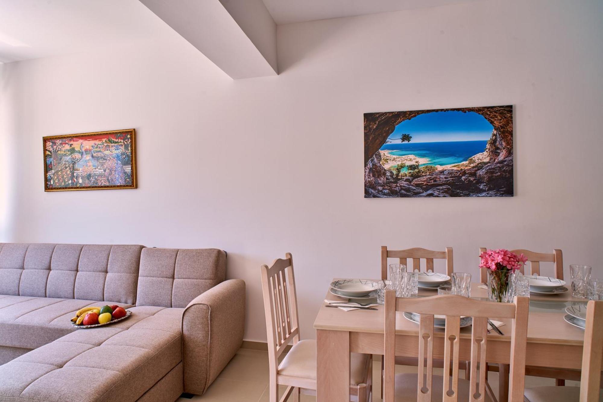 Lake View Suites Kavallos  Exterior photo