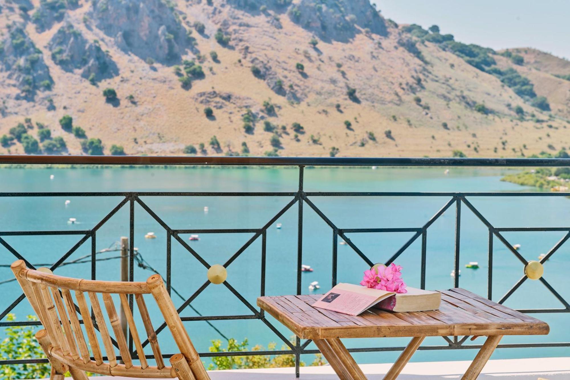 Lake View Suites Kavallos  Exterior photo