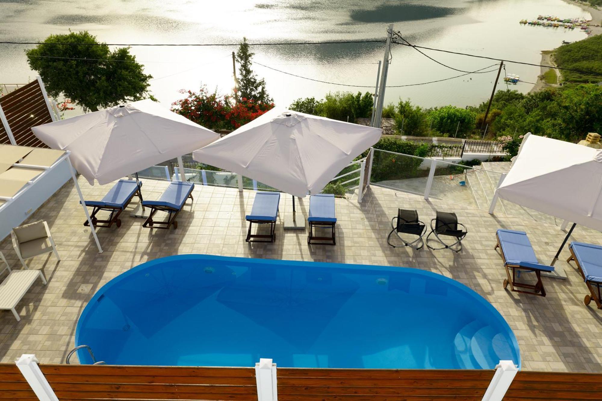 Lake View Suites Kavallos  Exterior photo